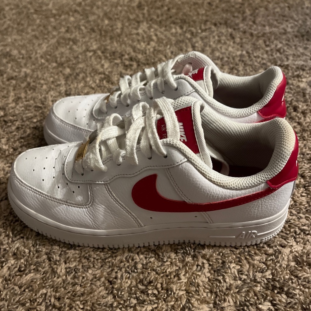 Nike Air Force 1